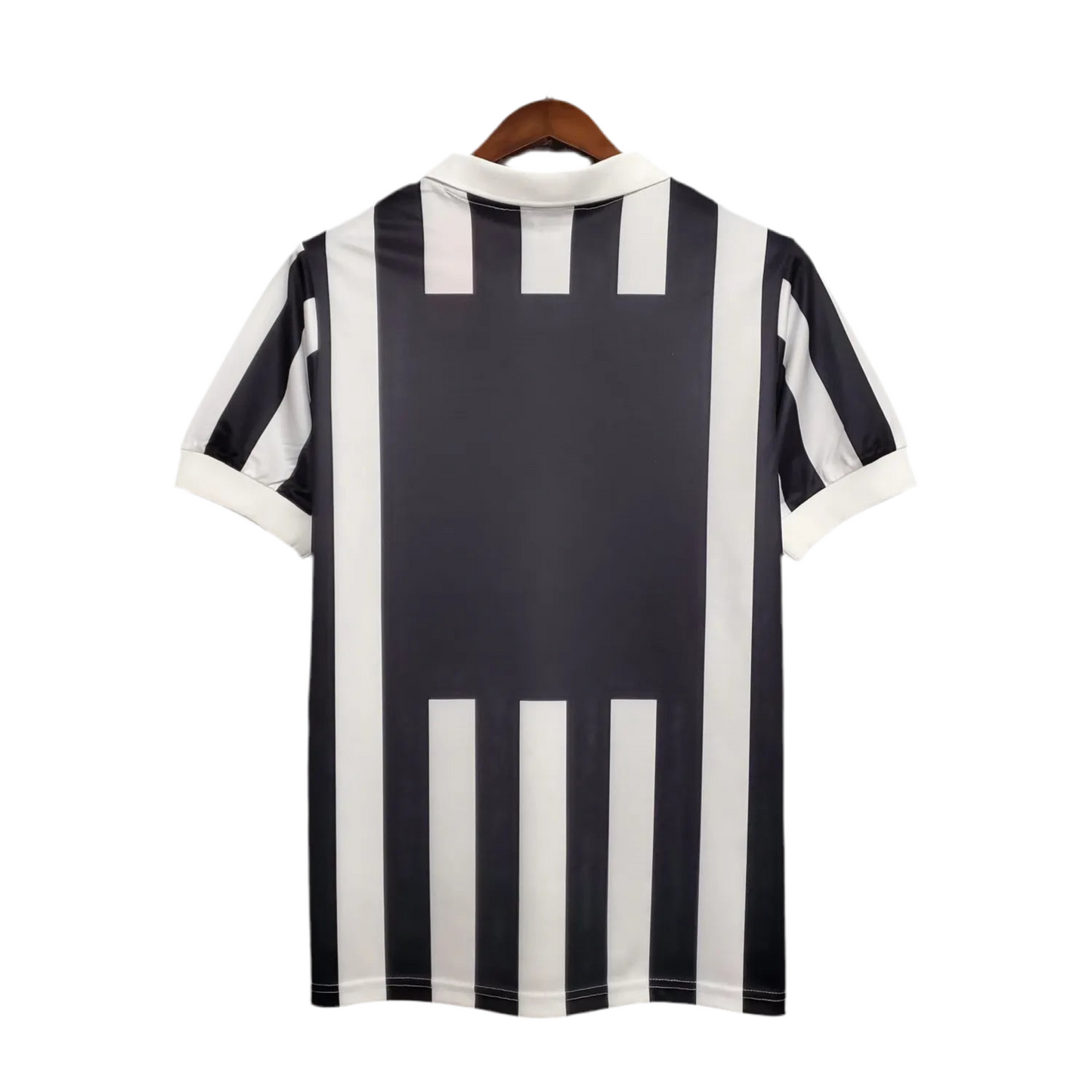 82/83 Juventus Home kit