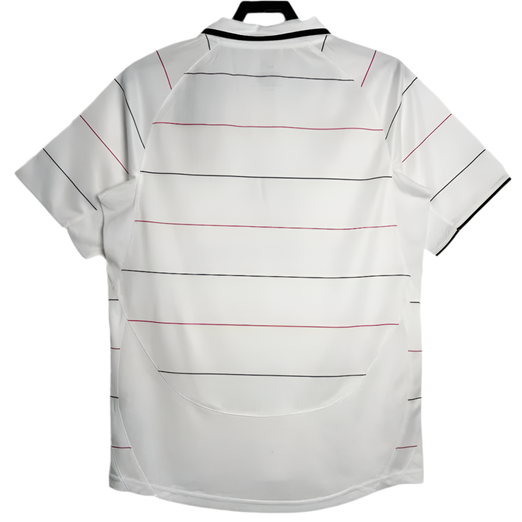 04/06 Manchester United Third kit