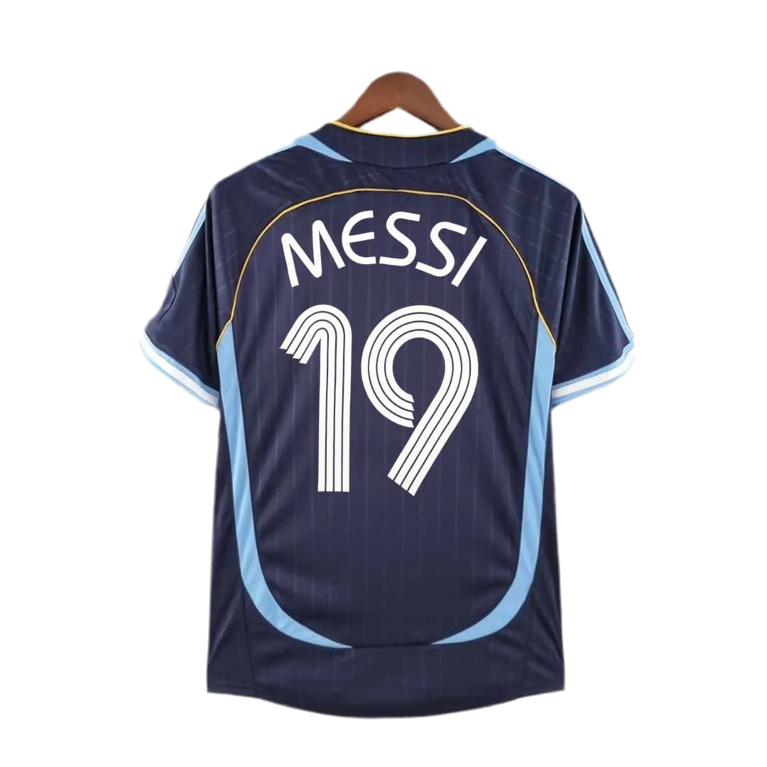 06/07 Argentina Away kit