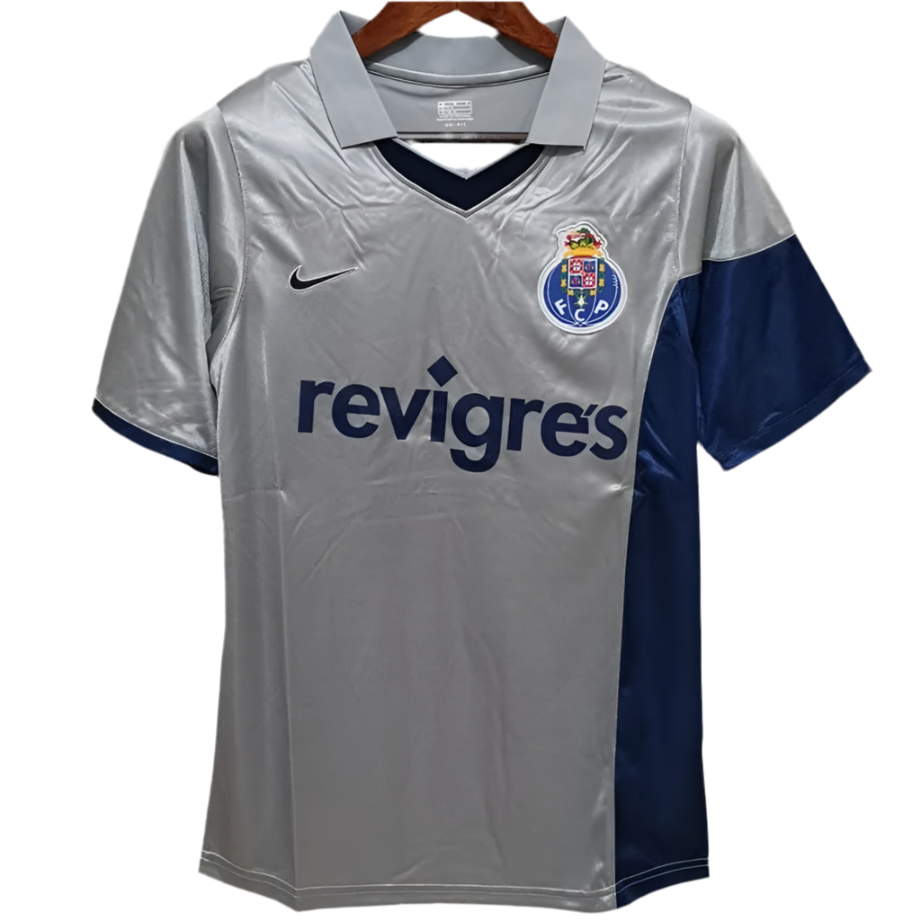 01/02 Porto Away kit