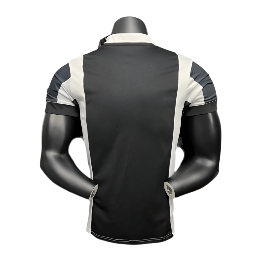 17/18 Juventus 120th Anniversary kit