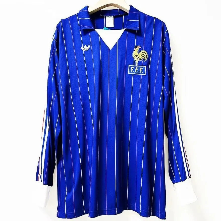 80/81 France Home kit