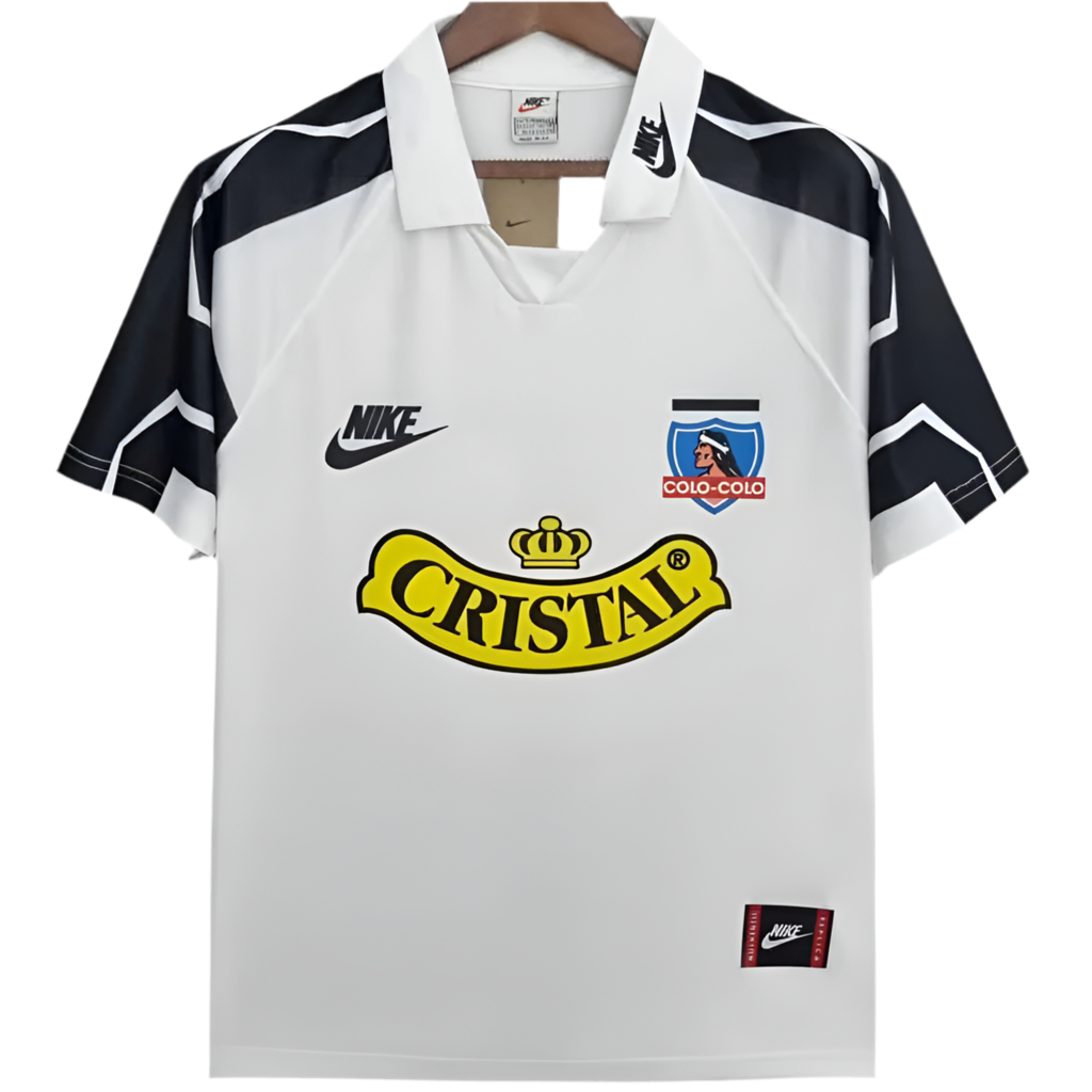 95/96 Colo Colo Home kit