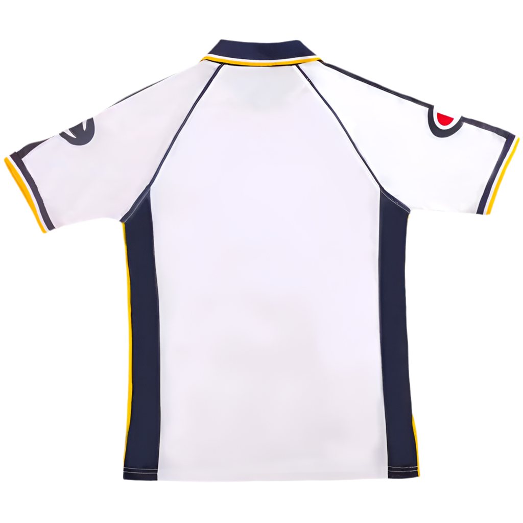 03/04 Parma Away kit
