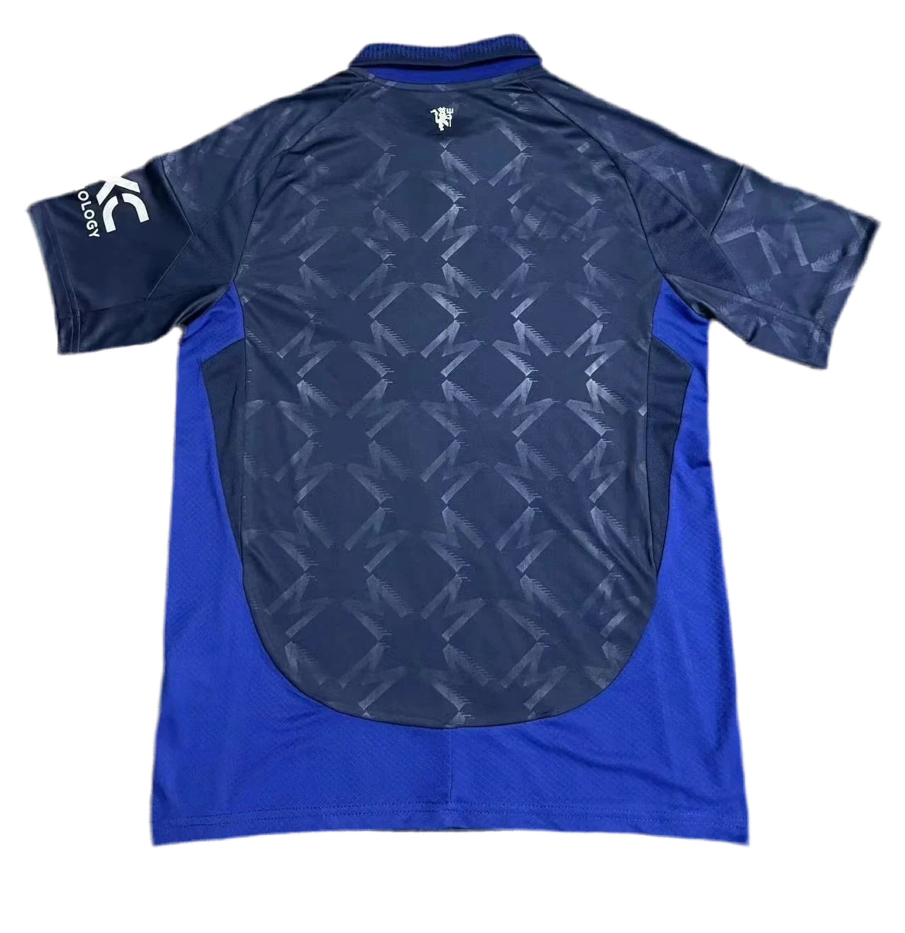 24/25 Manchester United Away kit