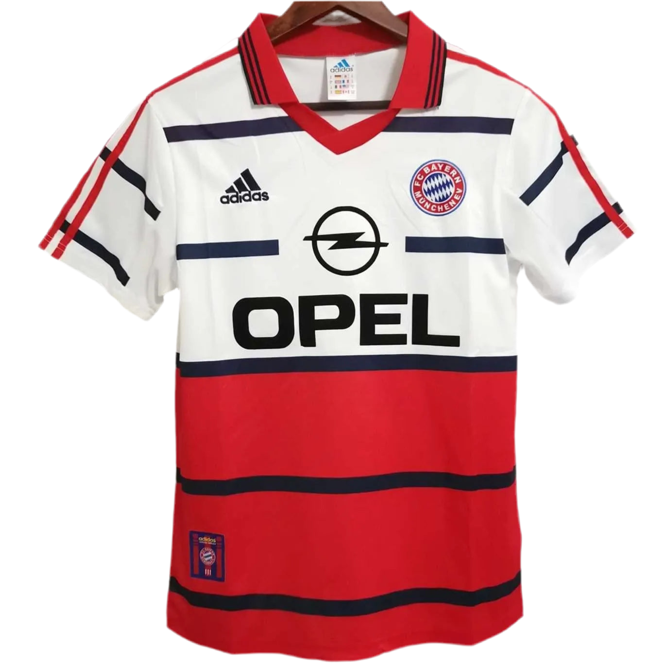 99/00 Bayern Munchen Away kit