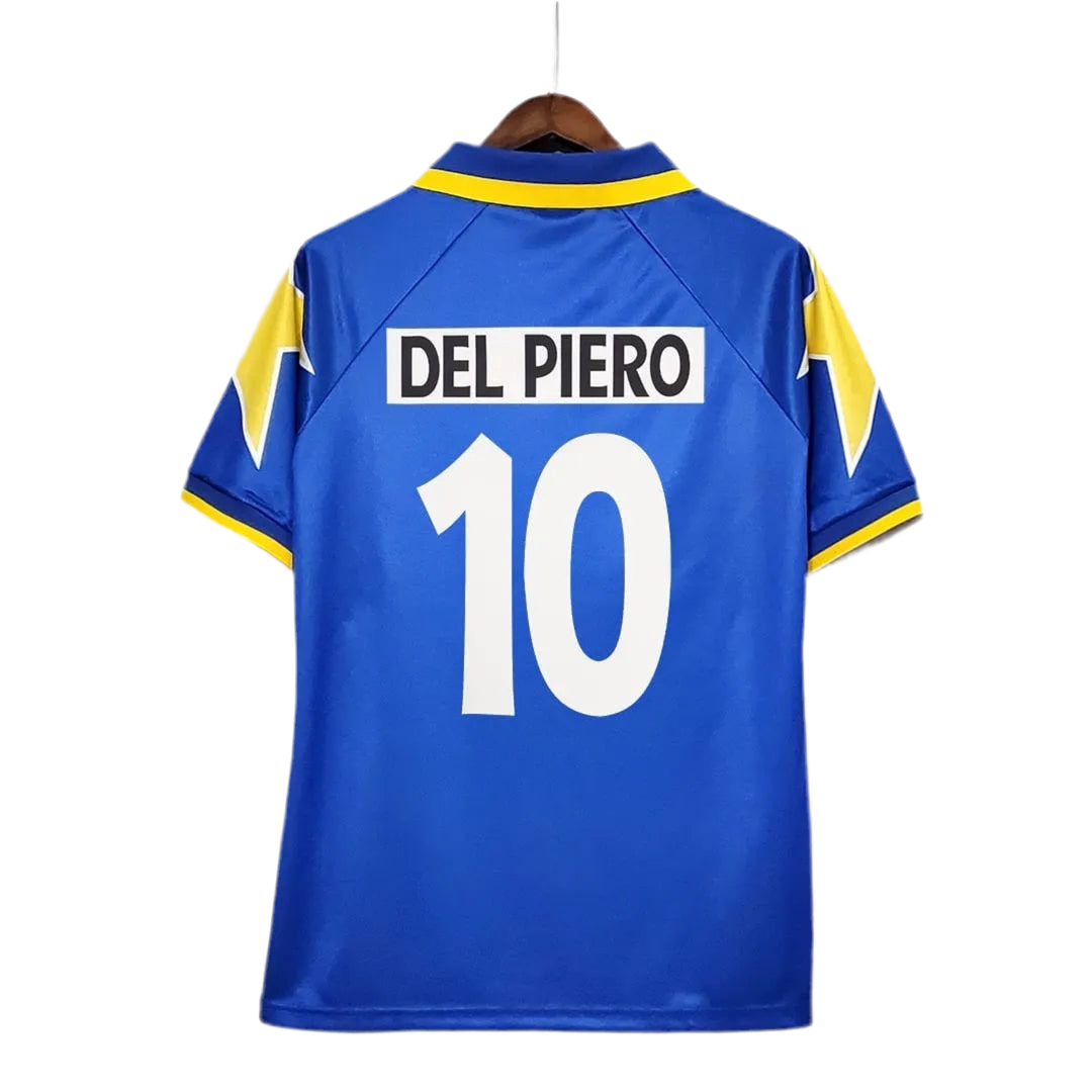 95/96 Juventus Away kit