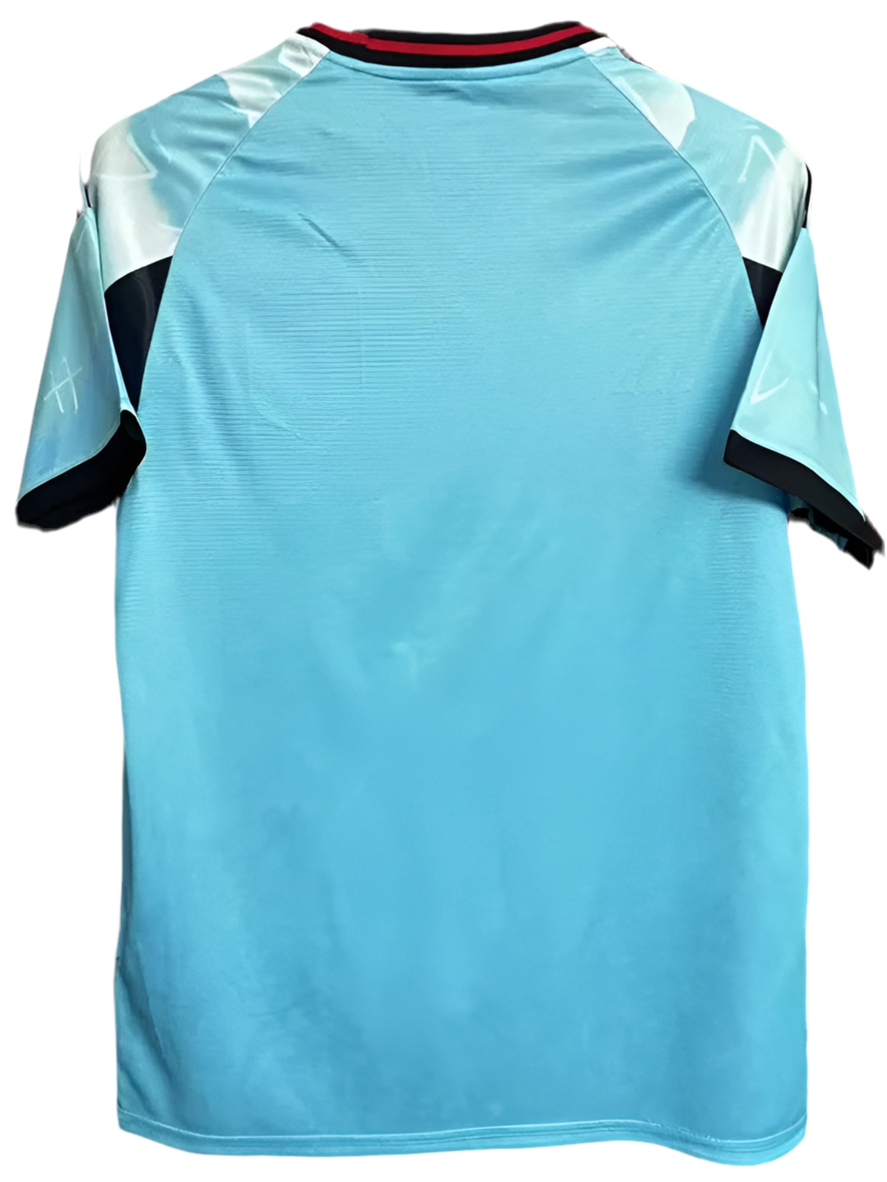24/25 Japan Special Light Blue kit