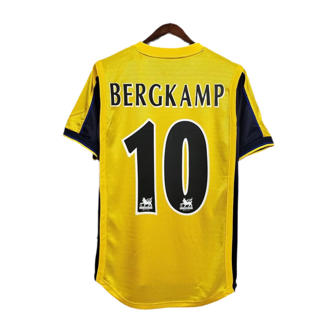 99/01 Arsenal Away kit