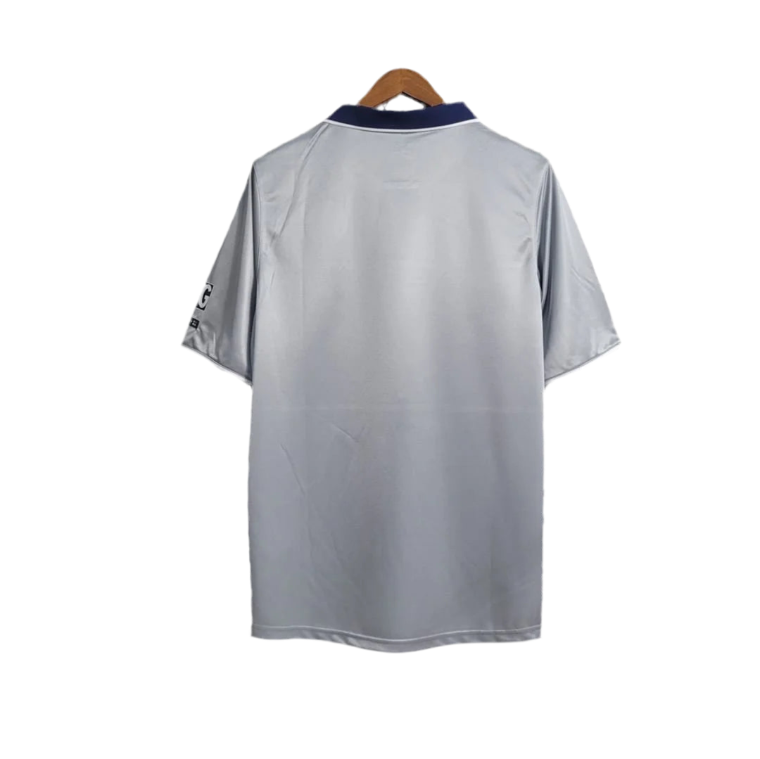 00/01 PSG Away kit