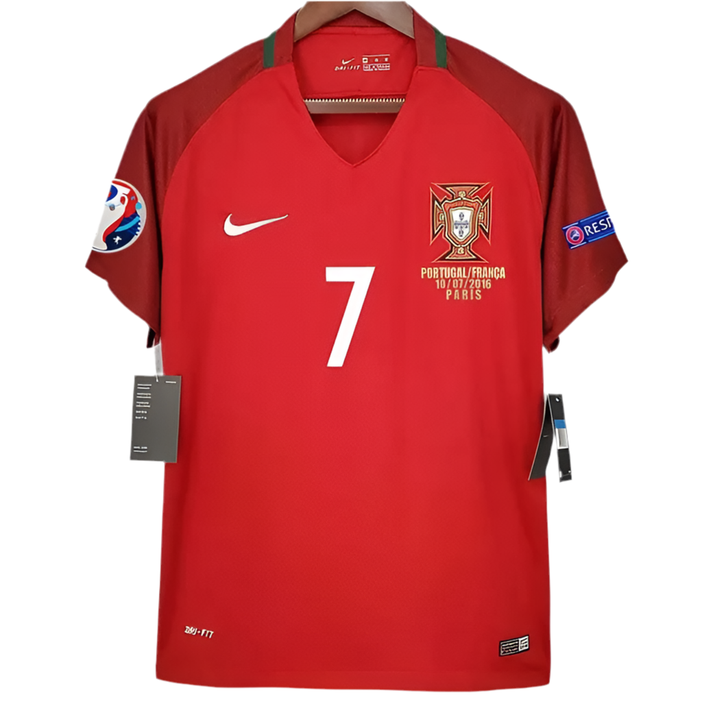 16/17 Portugal Home kit