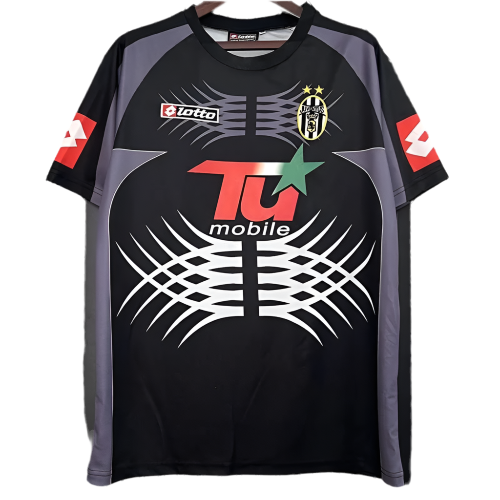 01/02 Juventus Goalkeeper kit