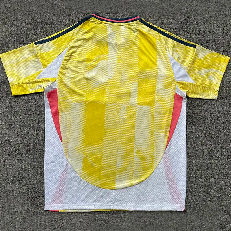 24/25 Juventus Away kit