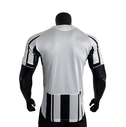 25/26 Juventus Home kit (player version)