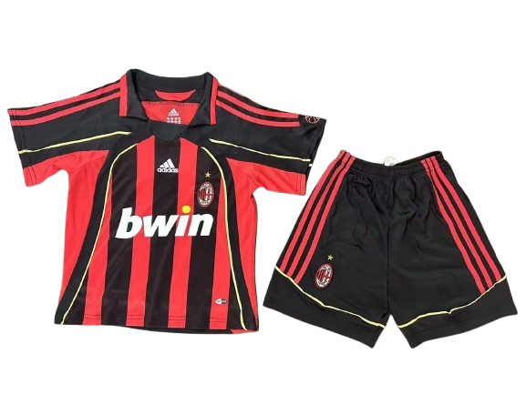 06/08 AC Milan Home kit (kids)
