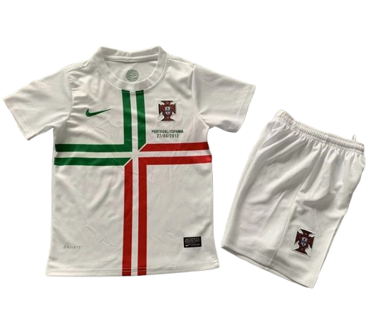 12/13 Portugal Away kit (kids)