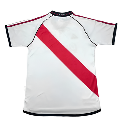 00/01 River Plate Home kit