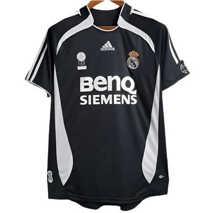 06/07 Real Madrid Away kit
