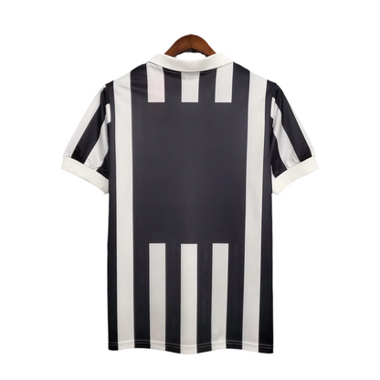 82/83 Juventus Home kit
