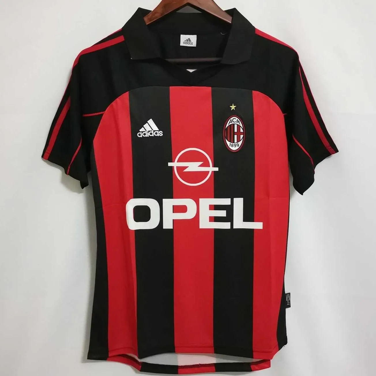 00/01 AC Milan Home kit