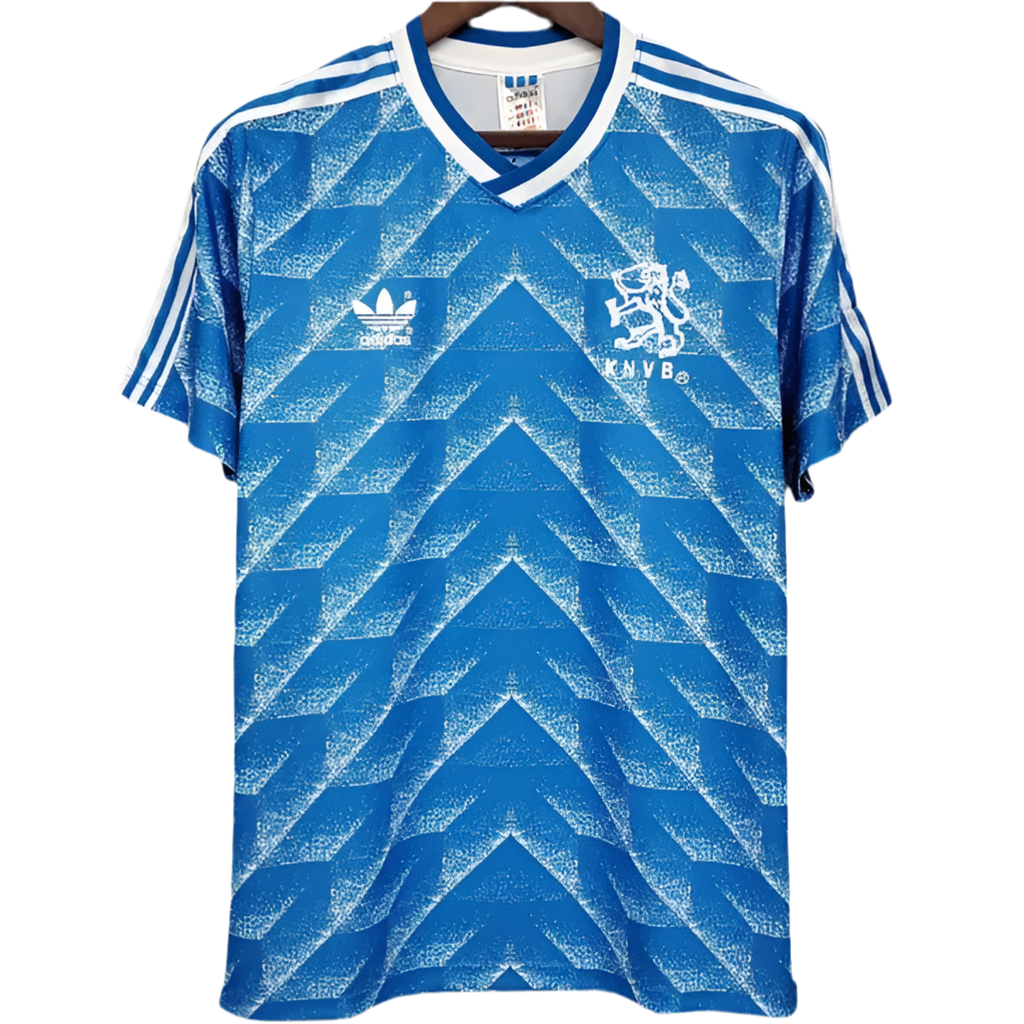 88/89 Netherlands Away kit