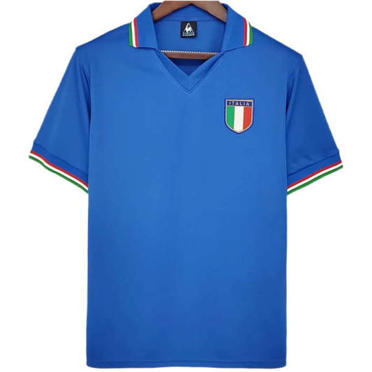 82/83 Italy Home kit