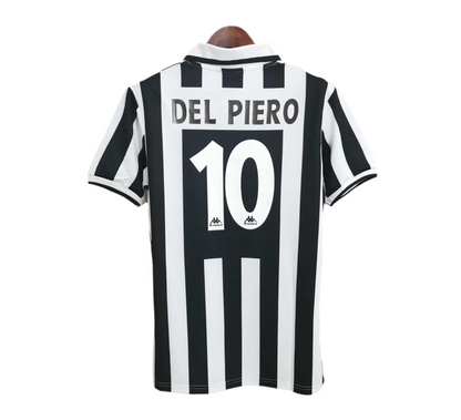 96/97 Juventus Home kit