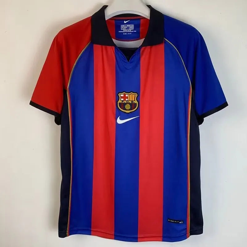 01/02 FC Barcelona home kit