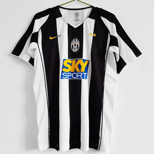 04/05 Juventus Home kit