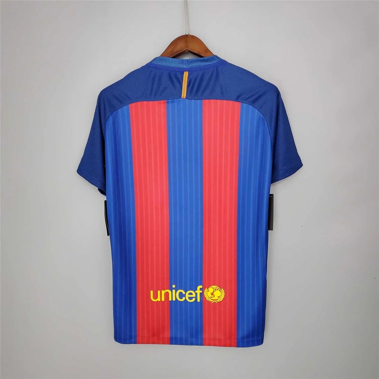 16/17 FC Barcelona Home kit