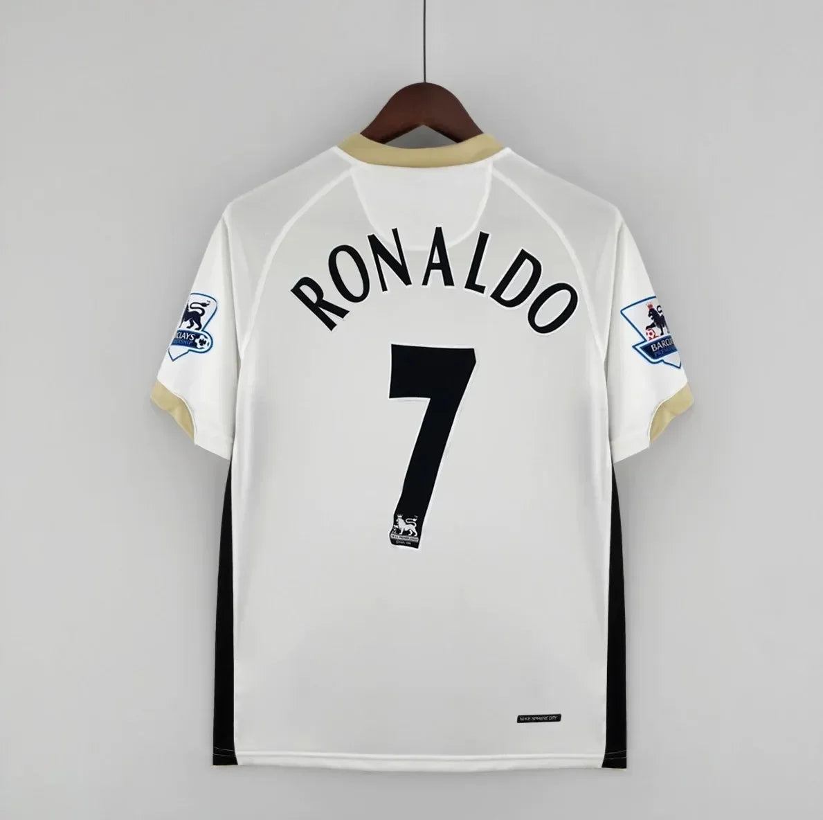 06/07 Manchester United Away kit