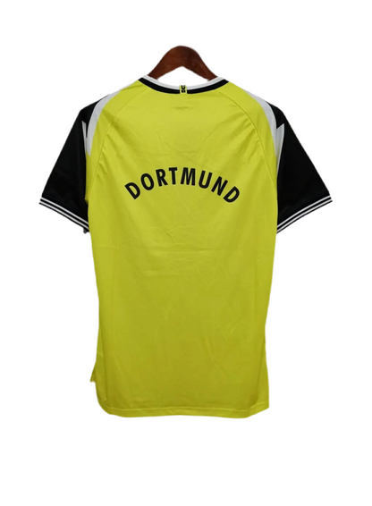 95/96 Borussia Dortmund Home kit
