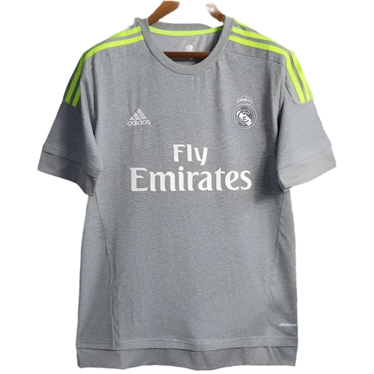 15/16 Real Madrid Away kit