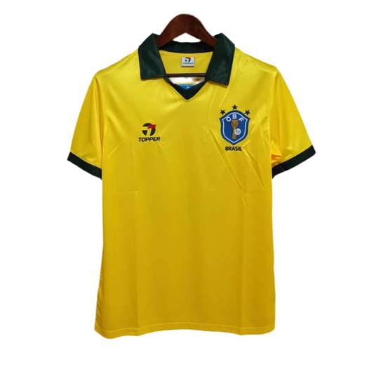 85/86 Brazil Home kit