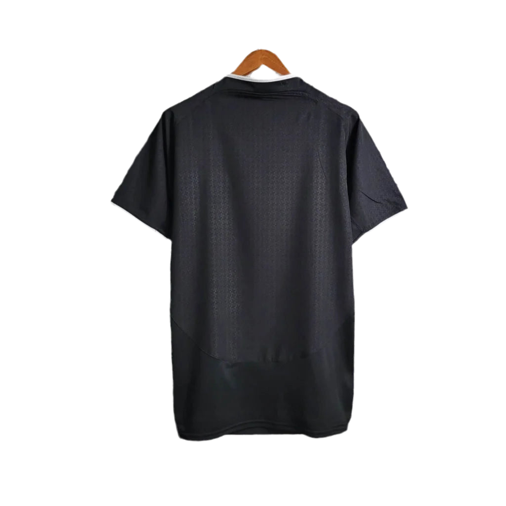 02/04 Manchester United Away kit