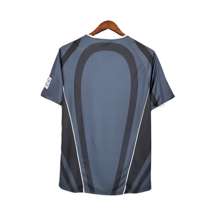 01/02 PSG Third kit