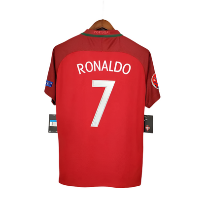 16/17 Portugal Home kit