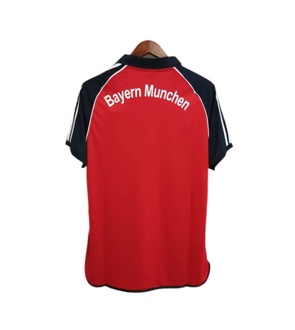 00/01 Bayern Munchen Home kit