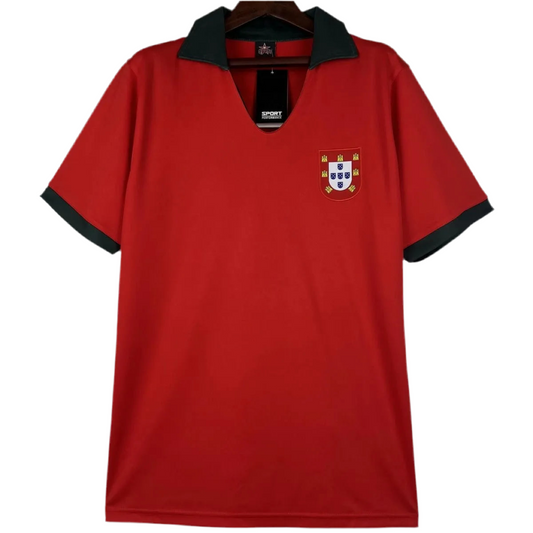 72/73 Portugal Home kit