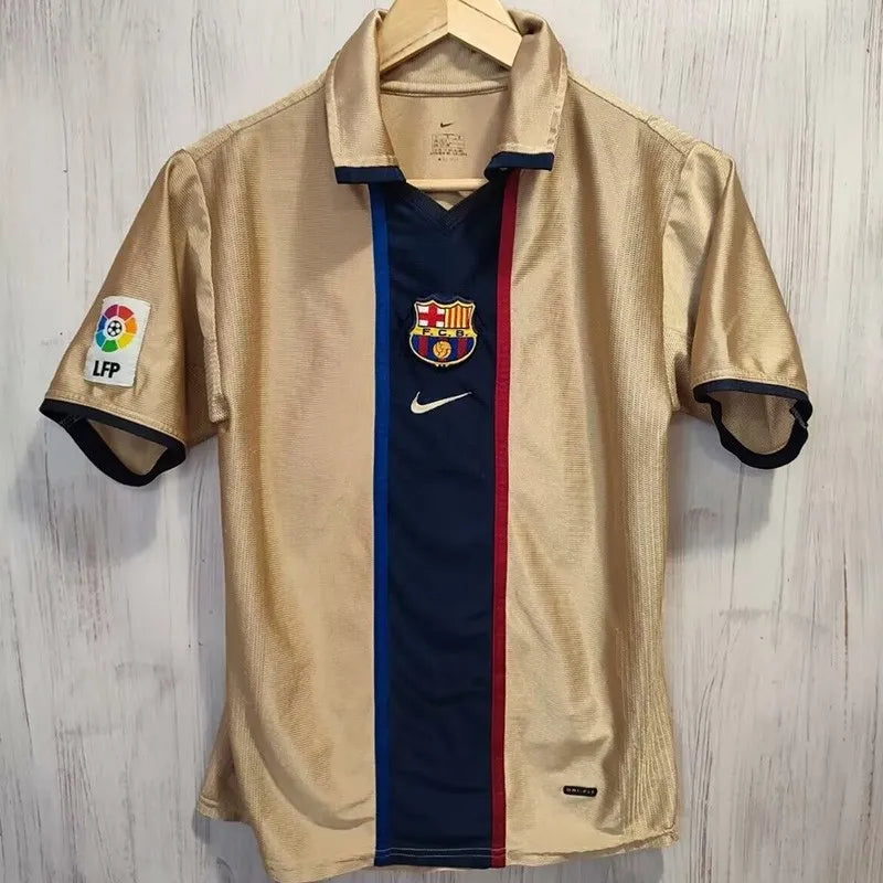 01/02 FC Barcelona Away kit