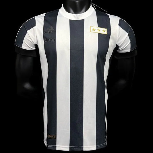 17/18 Juventus 120th Anniversary kit