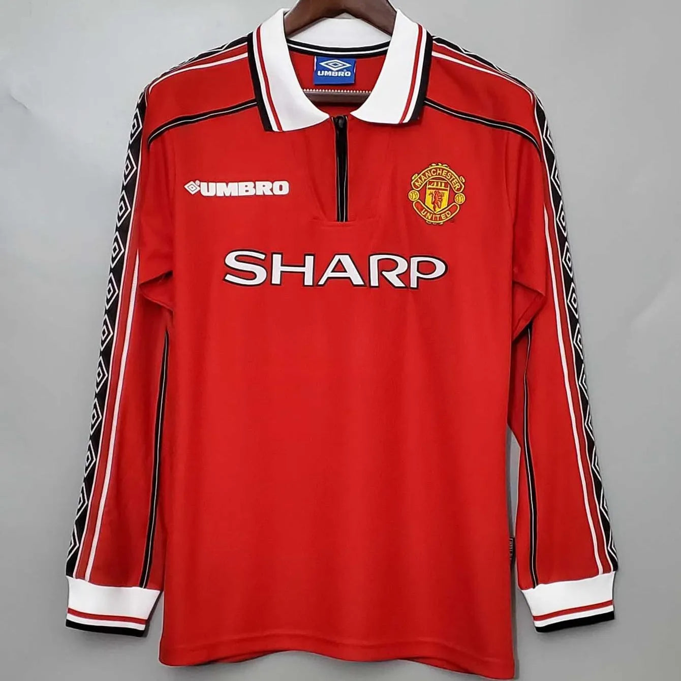 98/00 Manchester United Home kit Long Sleeve