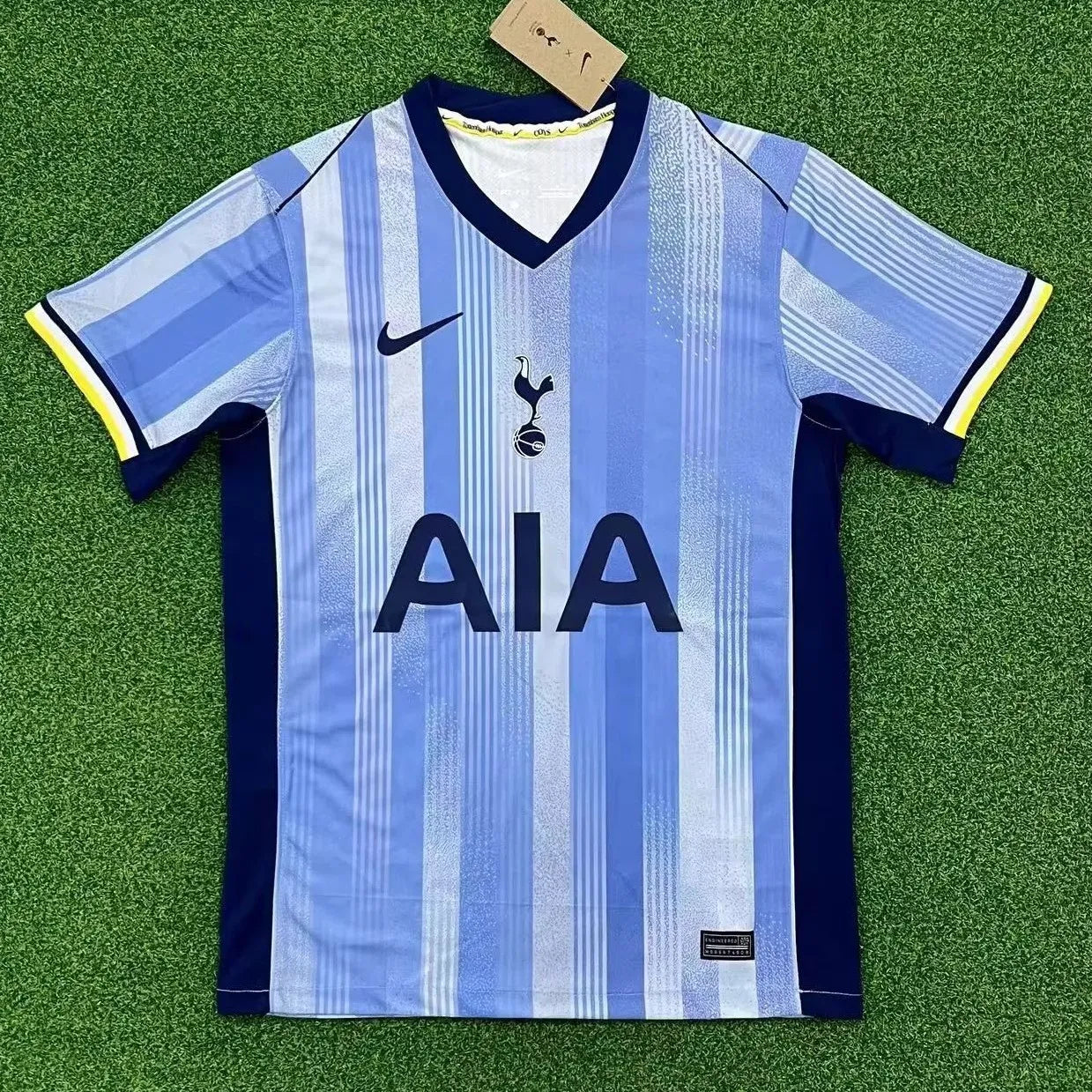 24/25 Tottenham Away kit