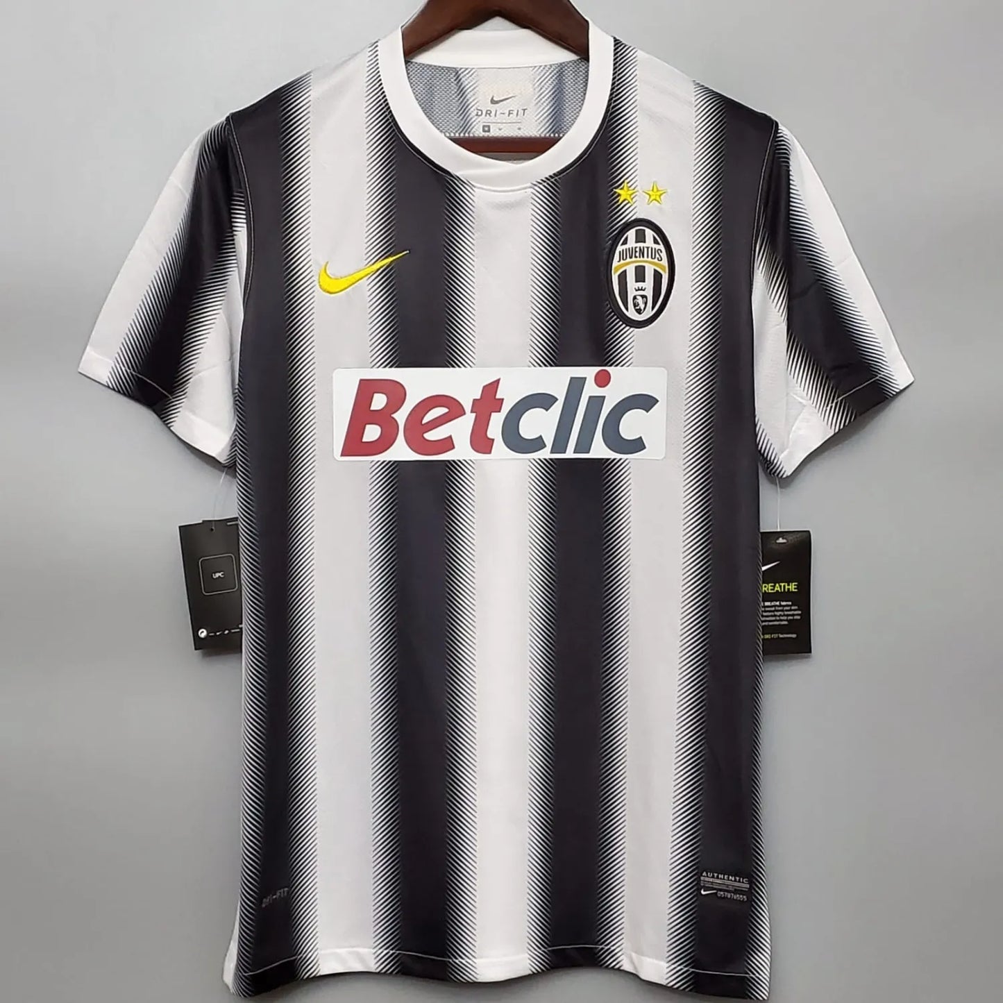 11/12 Juventus Away kit