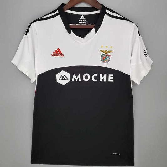 13/14 Benfica Away kit