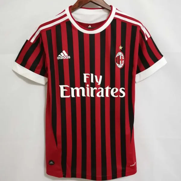 11/12 AC MIlan Home kit