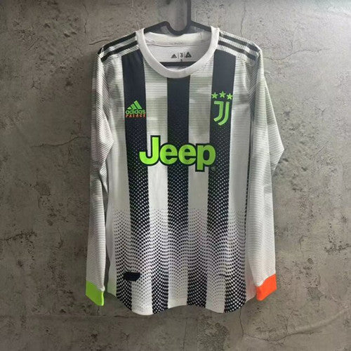 19/20 Juventus Fourth kit