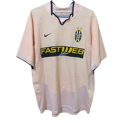 03/04 Juventus Away kit